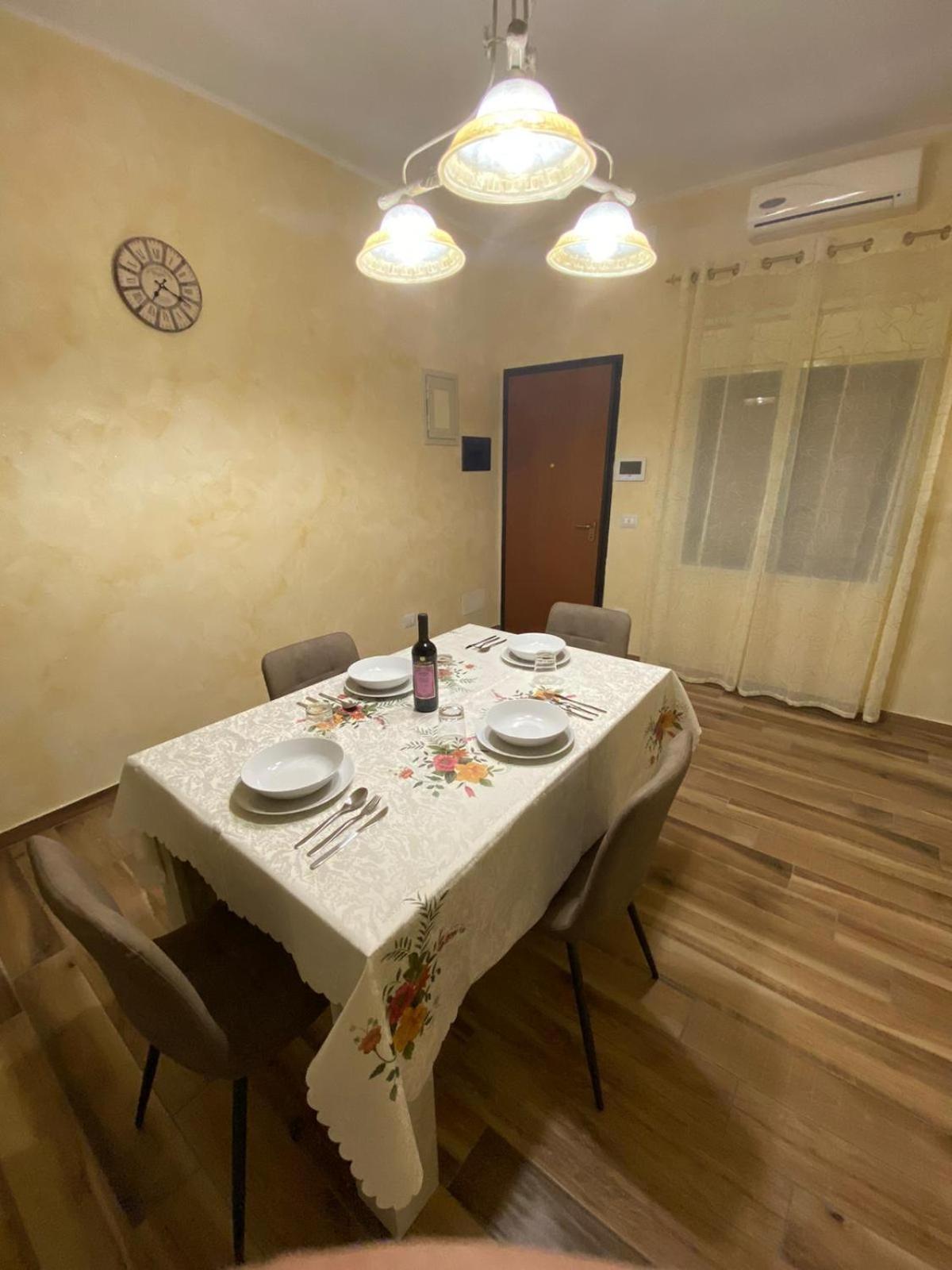 Casa La Scivola Apartamento Catânia Quarto foto